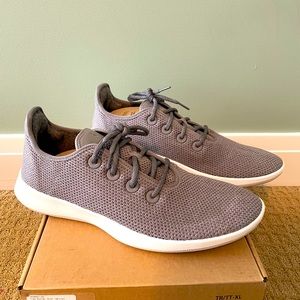 New Allbirds Tree Runners, Men’s 14
